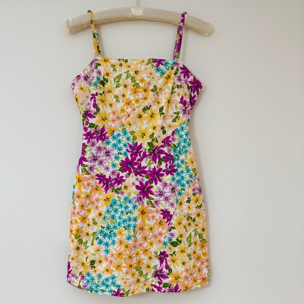 Avec Les Filles Bright Multicolor Floral Spaghetti Strap Mini Dress Size 4